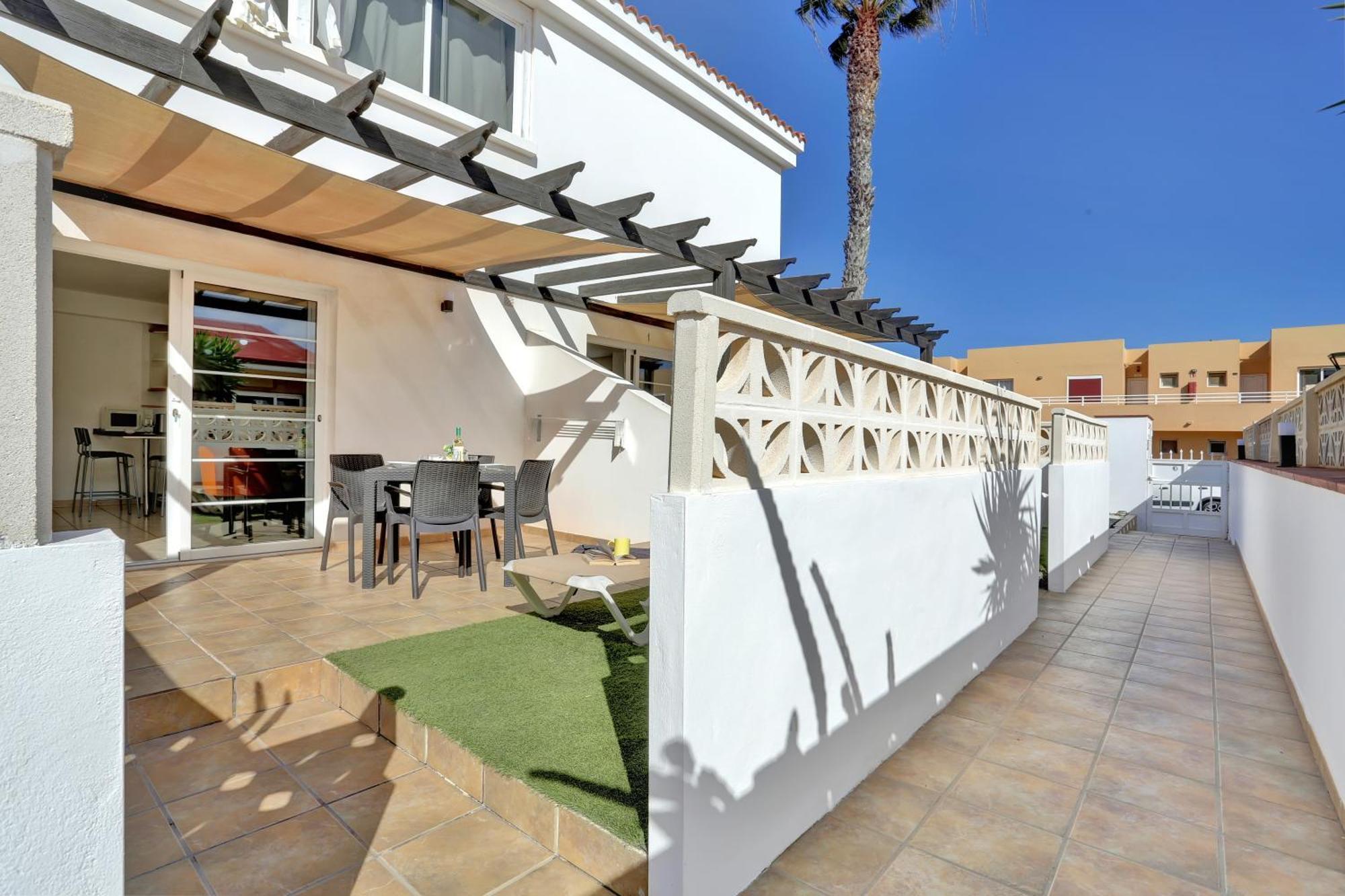 Residencia Lena Appartement *